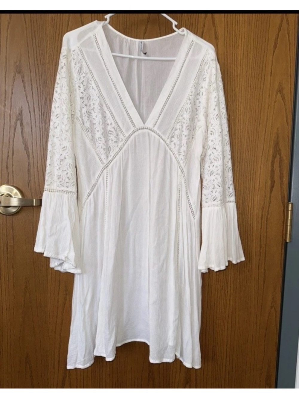 Raviya White Beach Cover Up Dress Boho Bell Sleeves Lace Size L
